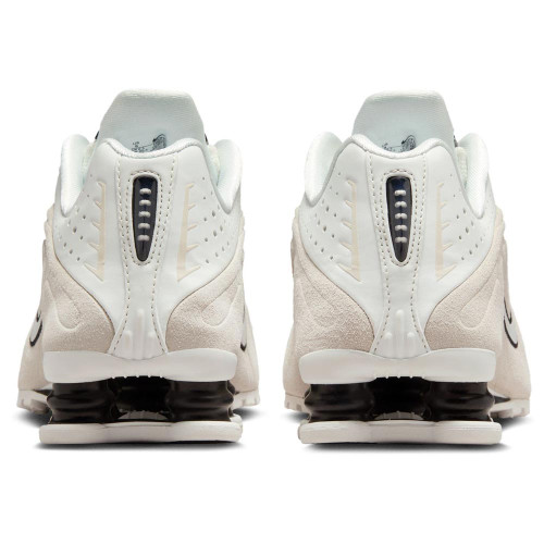 Nike Shox R4